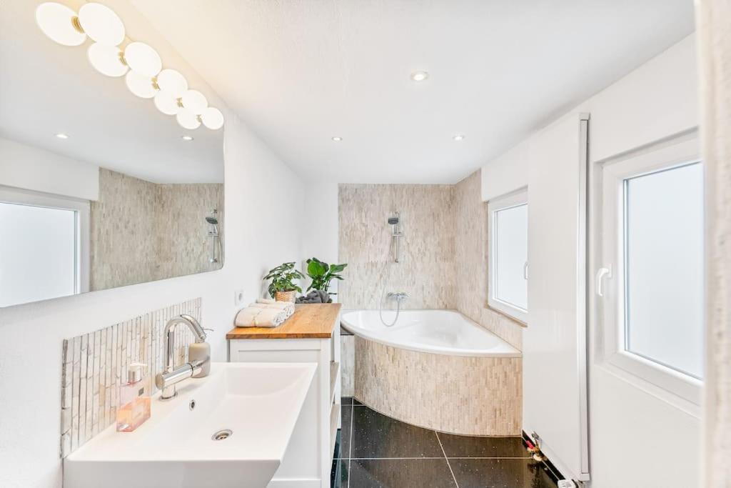 3-zimmer-wohnung In Apartment Leonberg