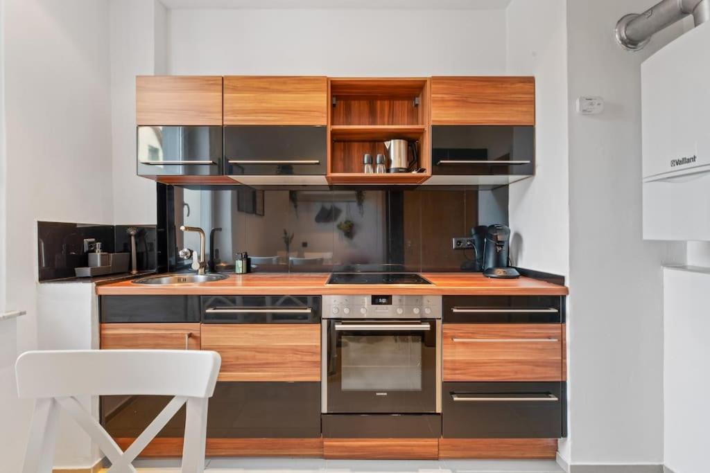 Apartment 3-zimmer-wohnung In *